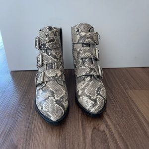 Women Boots